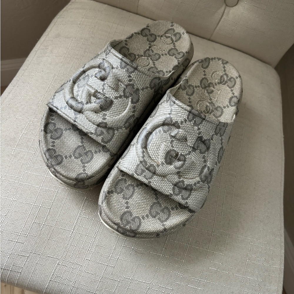 Gucci Interlocking Platform Sandal